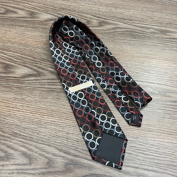 Michael Kors Black w/ Red & Tan Dot Pattern Tie - Picture 2 of 4